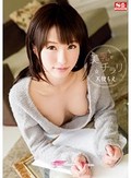美乳がチラリ 天使もえ